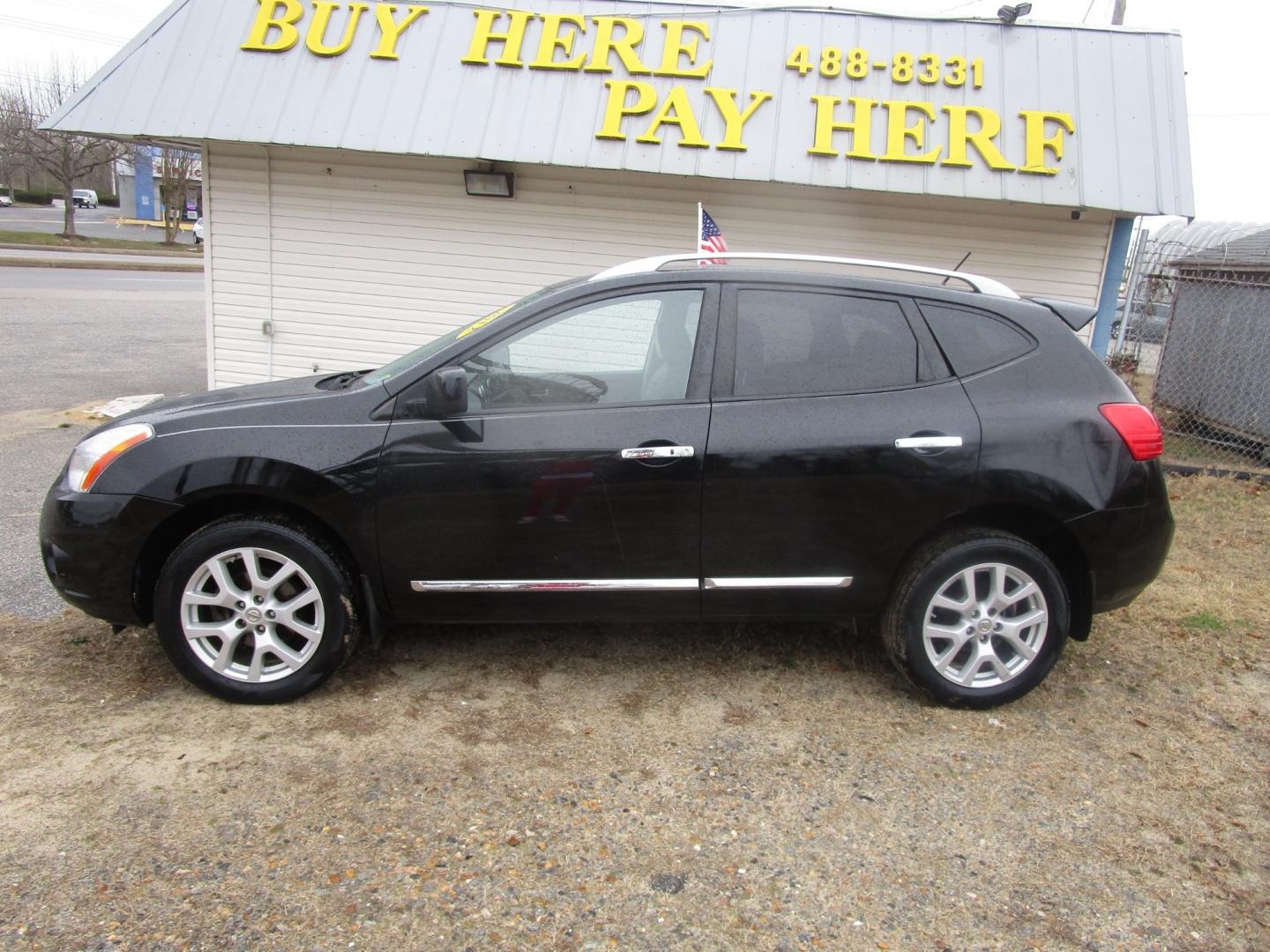 2012 Black Nissan Rogue S AWD (JN8AS5MV4CW) with an 2.5L L4 DOHC 16V engine, Continuously Variable Transmission transmission, located at 2553 Airline Blvd, Portsmouth, VA, 23701, (757) 488-8331, 36.813889, -76.357597 - Photo#0